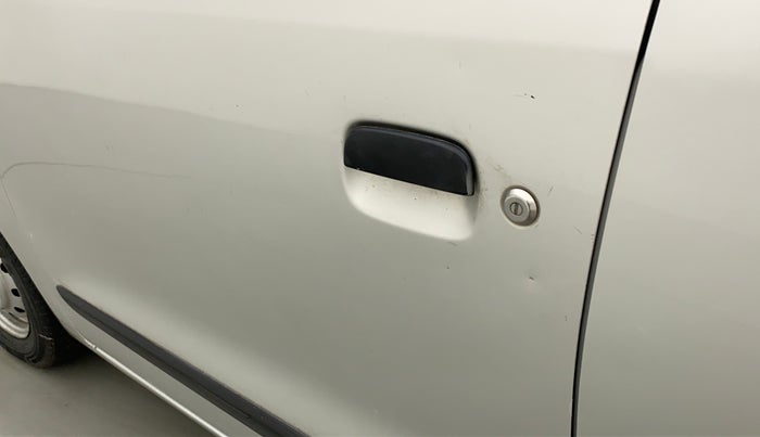 2015 Maruti Wagon R 1.0 LXI, Petrol, Manual, 26,677 km, Front passenger door - Slightly dented