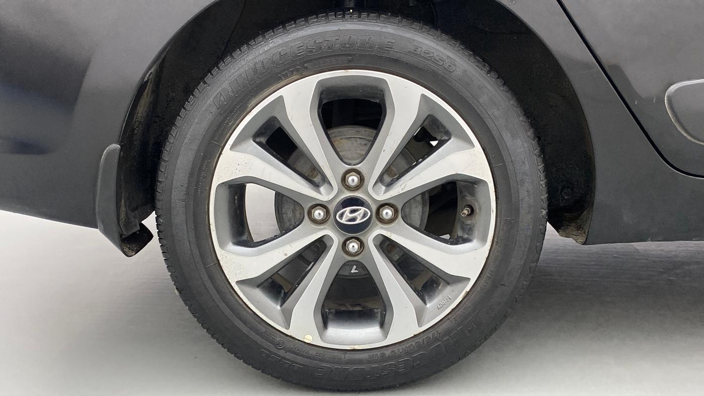 2015 Hyundai Xcent SX 1.2 (O), Petrol, Manual, 40,791 km, Right Rear Wheel