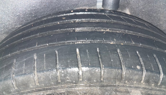2019 Ford Ecosport TREND 1.5L PETROL, Petrol, Manual, 80,100 km, Left Rear Tyre Tread
