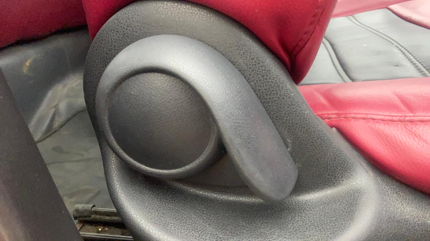 2015 Nissan Micra Active XV, Petrol, Manual, 96,294 km, Driver Side Adjustment Panel