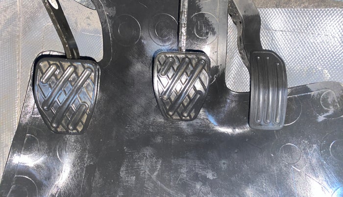 2015 Nissan Micra Active XV, Petrol, Manual, 96,294 km, Pedals