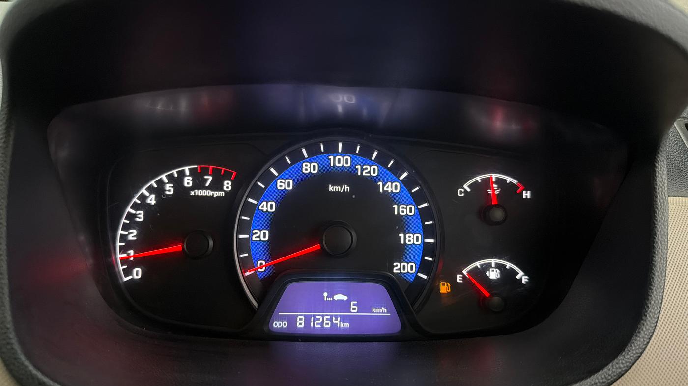 2017 Hyundai Xcent E+, Petrol, Manual, 81,255 km, Odometer Image
