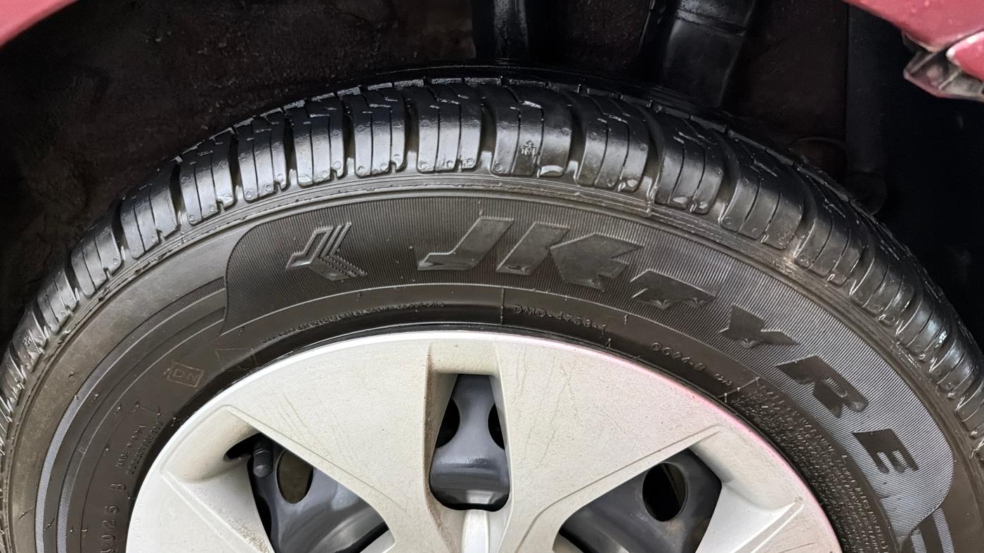 2017 Hyundai Xcent E+, Petrol, Manual, 81,255 km, Left Rear Tyre Tread