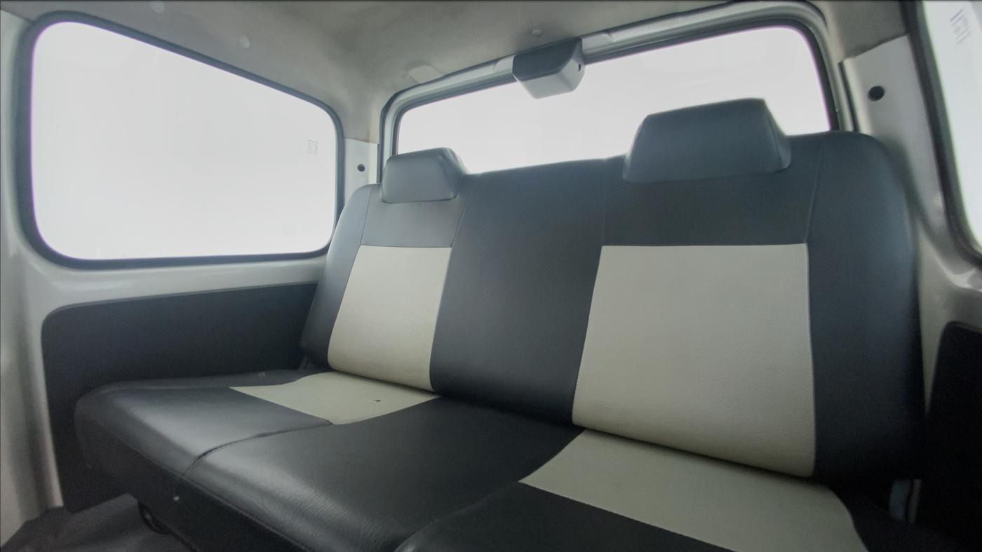 2018 Maruti Eeco 5 STR WITH AC PLUSHTR, Petrol, Manual, 41,679 km, Right Side Rear Door Cabin