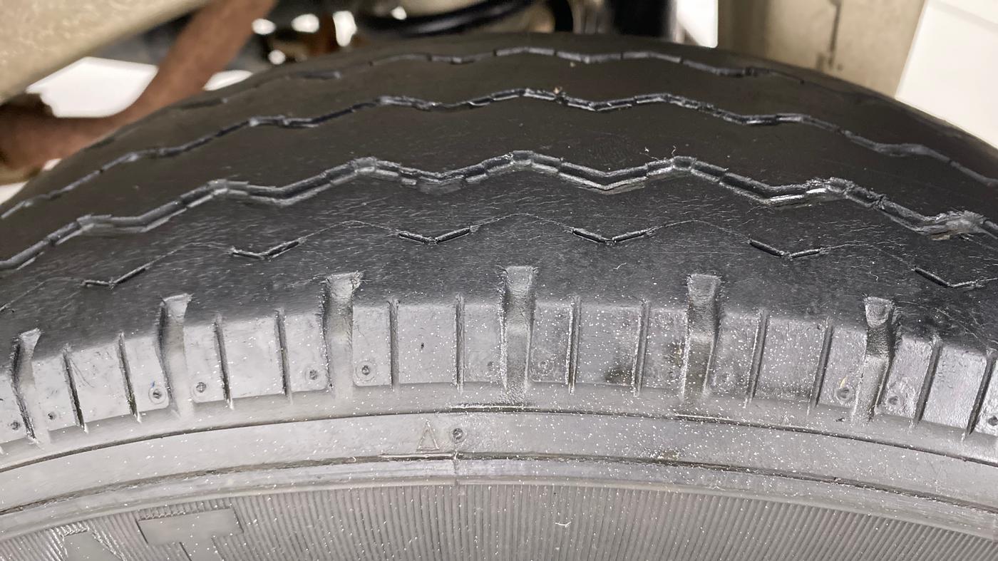 2018 Maruti Eeco 5 STR WITH AC PLUSHTR, Petrol, Manual, 41,679 km, Left Rear Tyre Tread