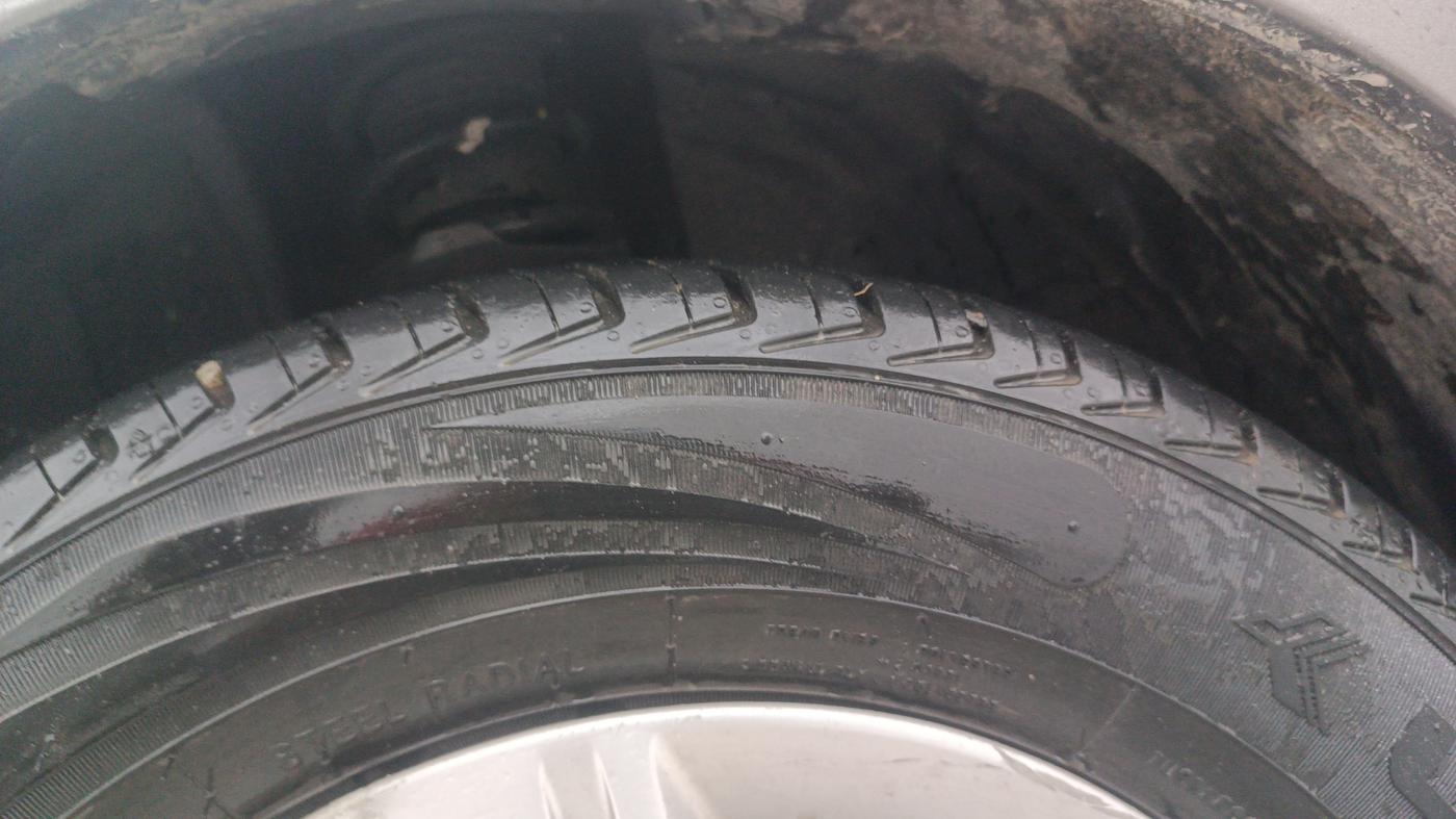 2017 Datsun Redi Go S 1.0, Petrol, Manual, 17,265 km, Left Front Tyre Tread
