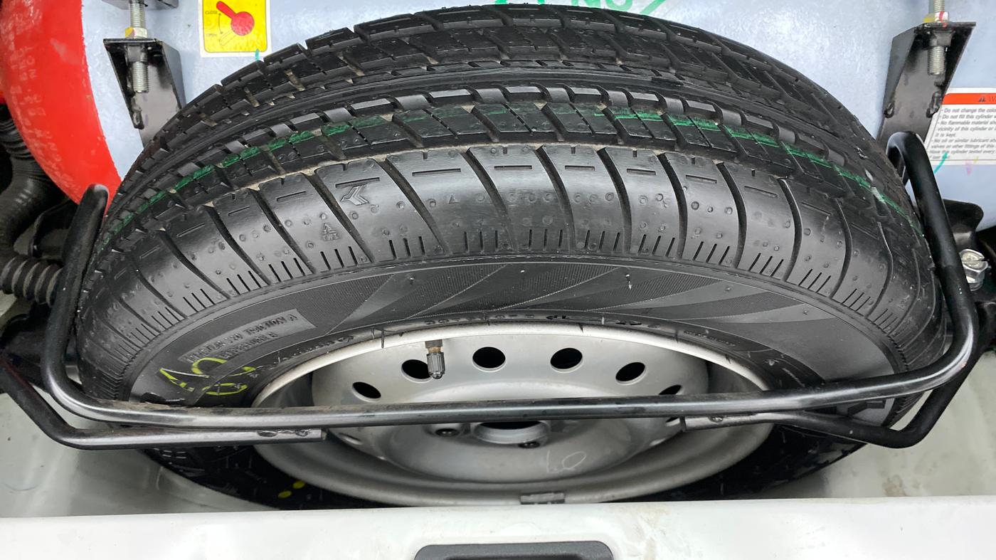 2019 Maruti New Wagon-R LXI CNG 1.0 L, CNG, Manual, 34,587 km, Spare Tyre