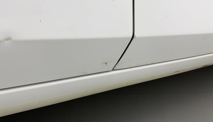 2019 Hyundai NEW SANTRO SPORTZ CNG, CNG, Manual, 1,19,947 km, Right rear door - Slightly rusted