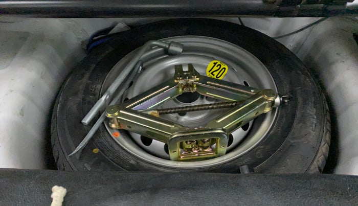 2019 Hyundai NEW SANTRO SPORTZ CNG, CNG, Manual, 1,19,947 km, Spare Tyre