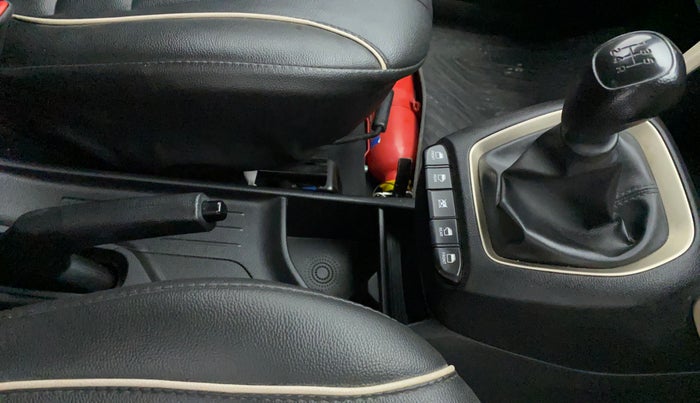 2019 Hyundai NEW SANTRO SPORTZ CNG, CNG, Manual, 1,19,947 km, Gear Lever