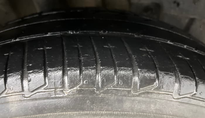 2018 Tata TIGOR XZA PETROL, Petrol, Automatic, 52,982 km, Right Rear Tyre Tread