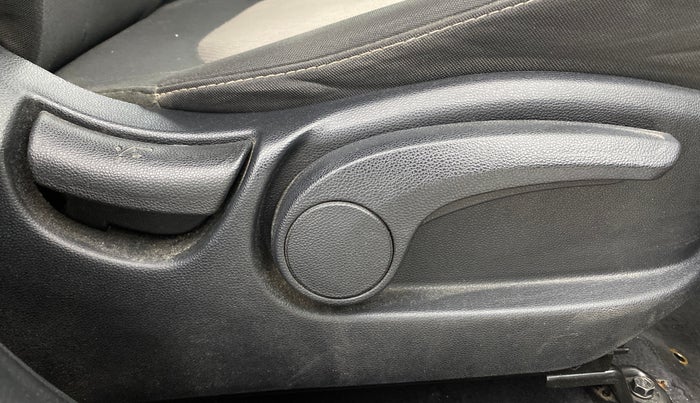 2018 Hyundai Creta SX AT 1.6 PETROL, Petrol, Automatic, 77,463 km, Driver Side Adjustment Panel