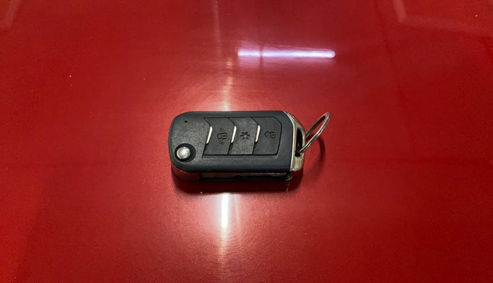 2024 Mahindra SCORPIO CLASSIC S11 MT 7S CC, Diesel, Manual, 25,948 km, Key Close Up