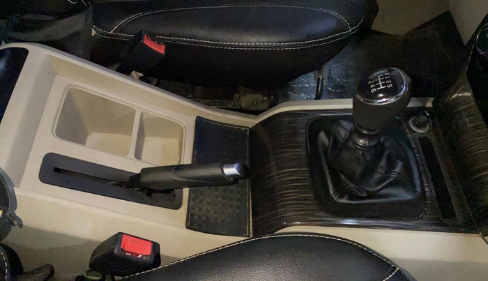 2024 Mahindra SCORPIO CLASSIC S11 MT 7S CC, Diesel, Manual, 25,948 km, Gear Lever