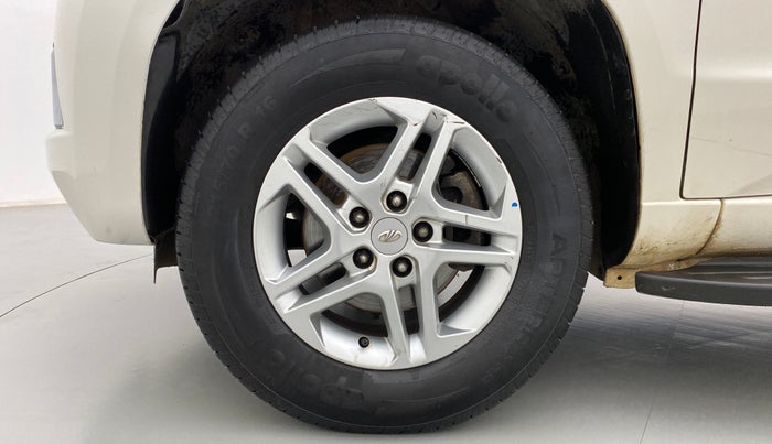 2019 Mahindra TUV 300 PLUS P8, Diesel, Manual, 65,674 km, Left Front Wheel
