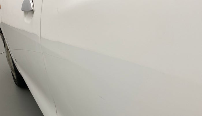 2015 Datsun Go T, Petrol, Manual, 78,195 km, Rear left door - Slightly dented