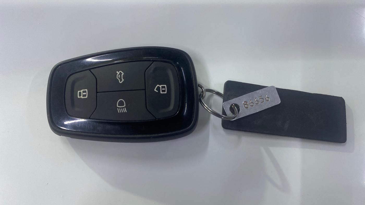 2022 Tata NEXON XZ PLUS PETROL, Petrol, Manual, 45,586 km, Key Close Up