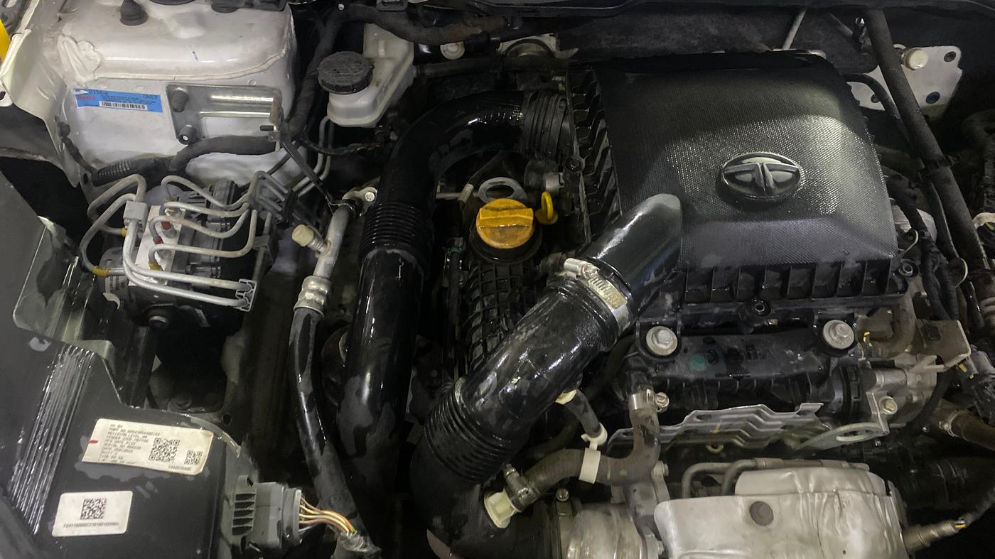 2022 Tata NEXON XZ PLUS PETROL, Petrol, Manual, 45,586 km, Engine View - Right