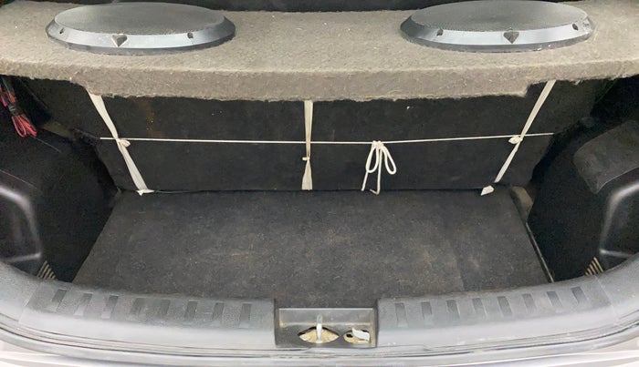 2013 Maruti Swift VXI, Petrol, Manual, 82,511 km, Boot Inside