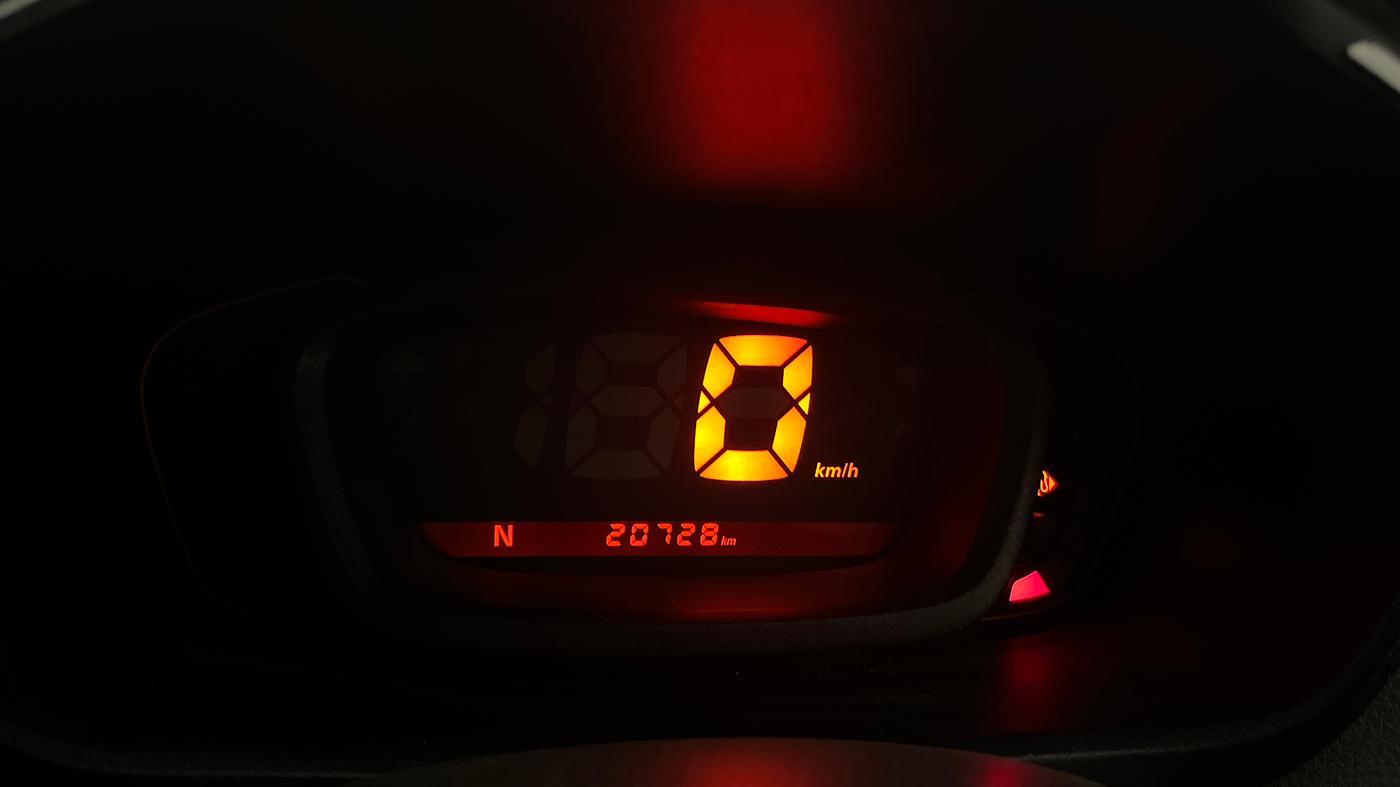 2018 Renault Kwid RXT 1.0 AMT (O), Petrol, Automatic, 20,678 km, Odometer Image