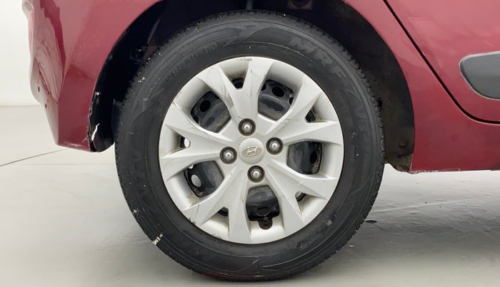 2014 Hyundai Grand i10 SPORTZ 1.2 KAPPA VTVT, Petrol, Manual, 70,563 km, Right Rear Wheel