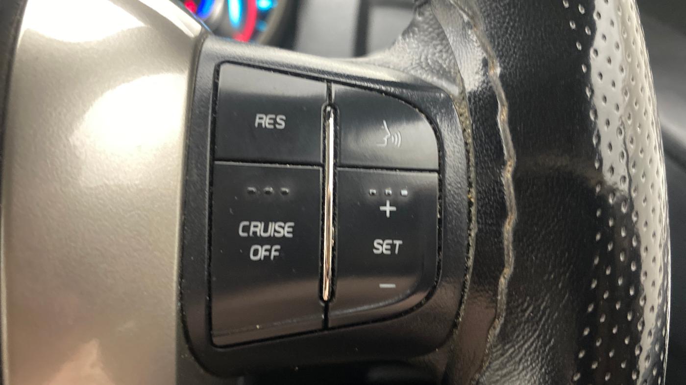 2021 Mahindra XUV500 W9 AT, Diesel, Automatic, 66,102 km, Adaptive Cruise Control