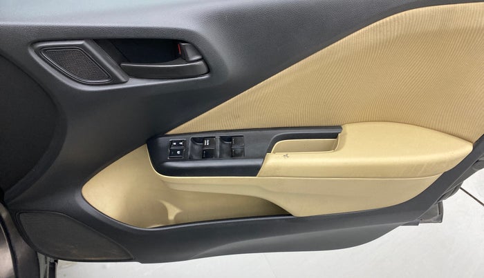 2016 Honda City 1.5L I-VTEC SV, Petrol, Manual, 53,326 km, Driver Side Door Panels Control
