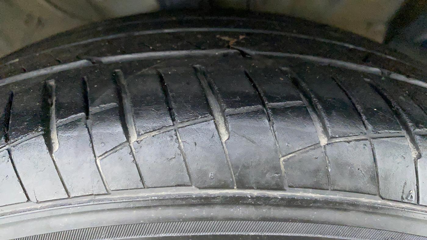 2019 Hyundai Creta 1.6 VTVT SX AUTO, Petrol, Automatic, 23,373 km, Right Front Tyre Tread