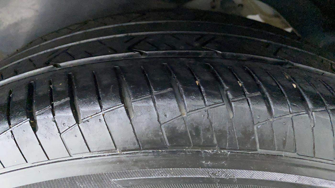 2019 Hyundai Creta 1.6 VTVT SX AUTO, Petrol, Automatic, 23,373 km, Right Rear Tyre Tread