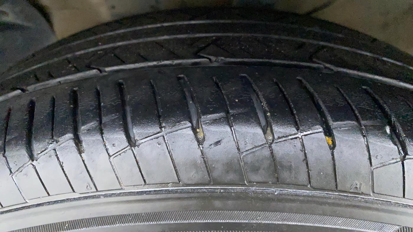 2019 Hyundai Creta 1.6 VTVT SX AUTO, Petrol, Automatic, 23,373 km, Left Front Tyre Tread