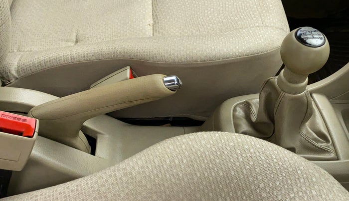 2013 Maruti Swift Dzire VDI, Diesel, Manual, 76,002 km, Gear Lever