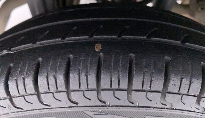 2018 Maruti Alto 800 LXI, Petrol, Manual, 67,913 km, Right Rear Tyre Tread