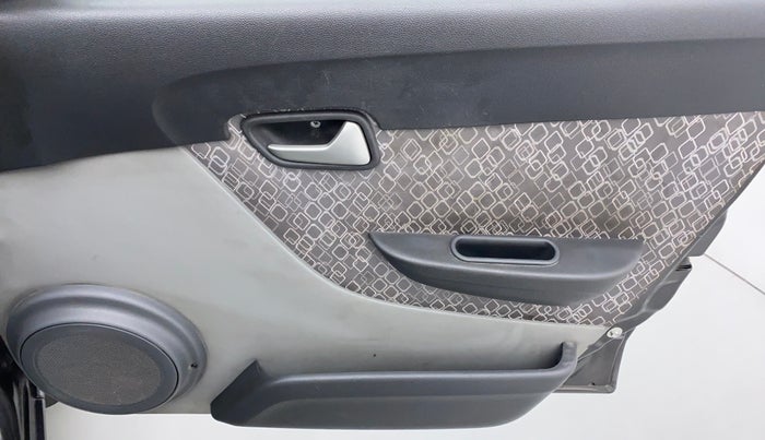 2018 Maruti Alto 800 LXI, Petrol, Manual, 67,913 km, Driver Side Door Panels Control