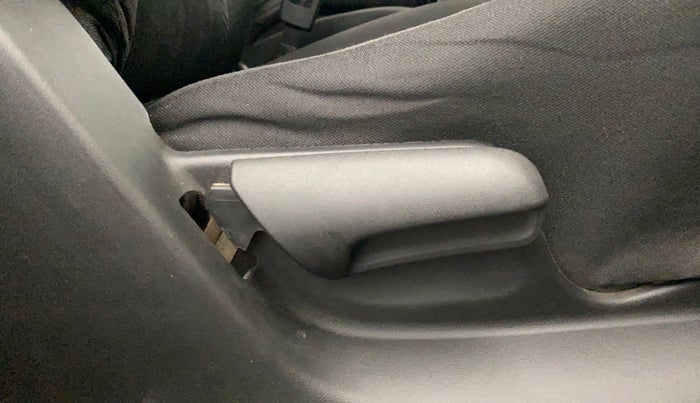 2014 Maruti Swift VXI, Petrol, Manual, 92,804 km, Driver Side Adjustment Panel