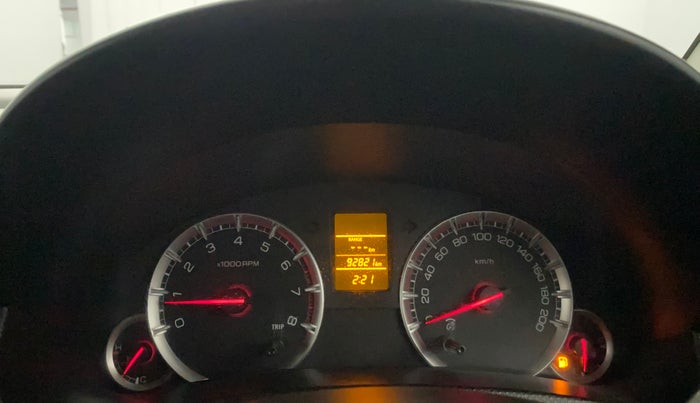 2014 Maruti Swift VXI, Petrol, Manual, 92,804 km, Odometer Image