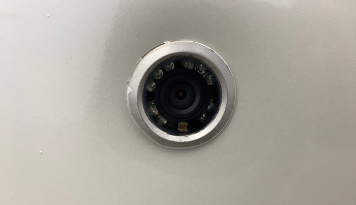 2014 Maruti Swift VXI, Petrol, Manual, 92,804 km, Parking Camera