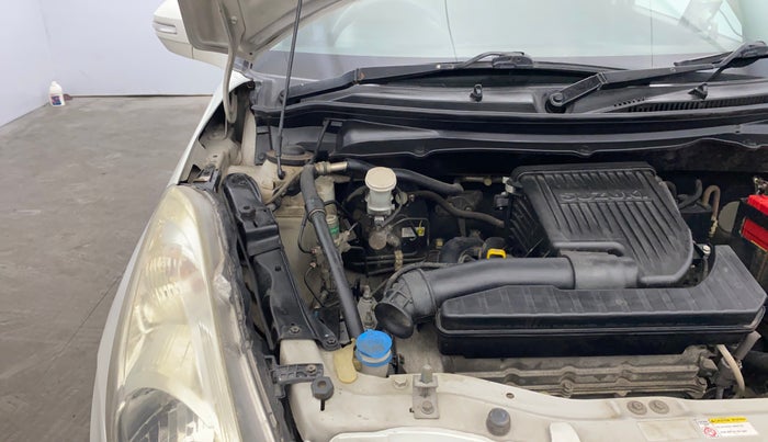 2014 Maruti Swift VXI, Petrol, Manual, 92,804 km, Engine View - Right