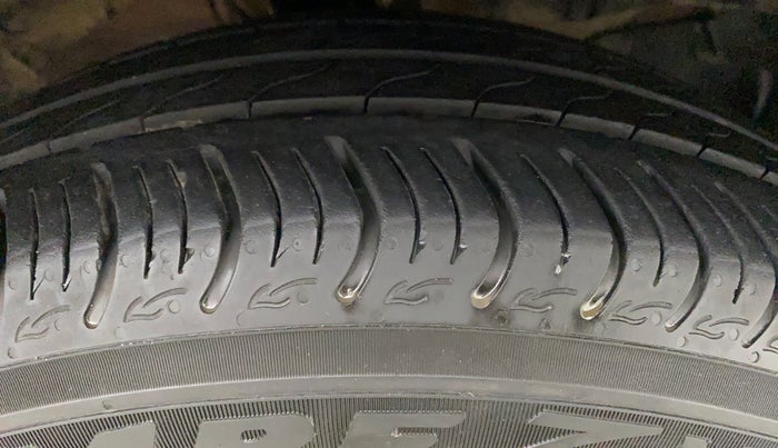 2015 Honda City 1.5L I-VTEC V MT, Petrol, Manual, 79,539 km, Right Front Tyre Tread