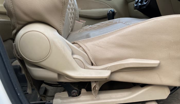 2022 Maruti Dzire VXI CNG, CNG, Manual, 77,499 km, Driver Side Adjustment Panel