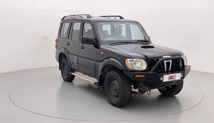 2011 Mahindra Scorpio SLE, Diesel, Manual, 1,16,174 km, Right Front Diagonal