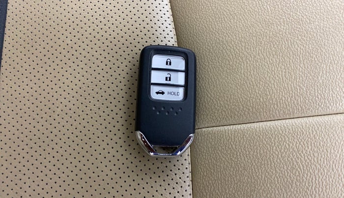 2023 Honda City 1.5L I-VTEC ZX, Petrol, Manual, 9,160 km, Key Close Up