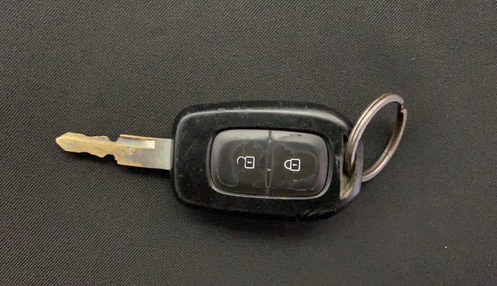 2018 Renault Kwid RXT 1.0 (O), Petrol, Manual, 69,645 km, Key Close Up