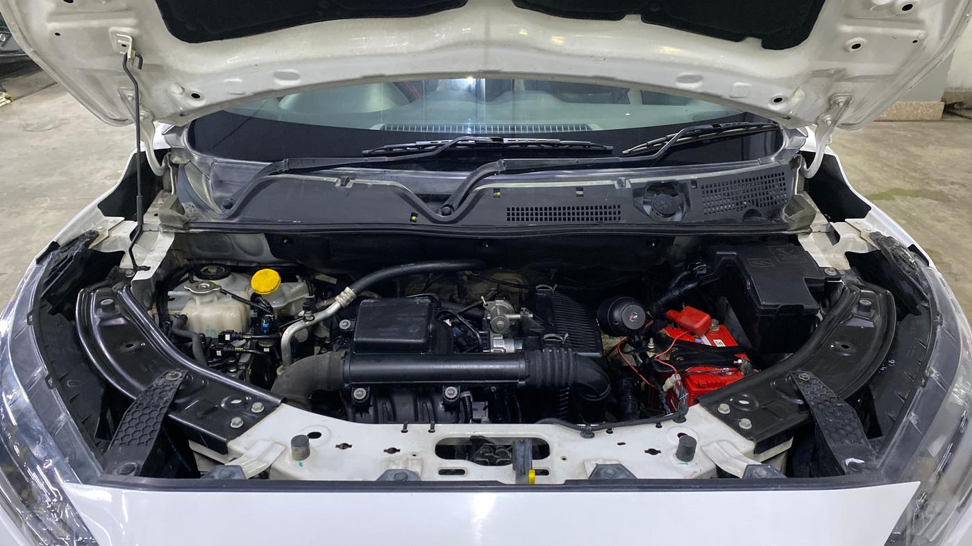 2023 Nissan MAGNITE XE, Petrol, Manual, 56,362 km, Engine View