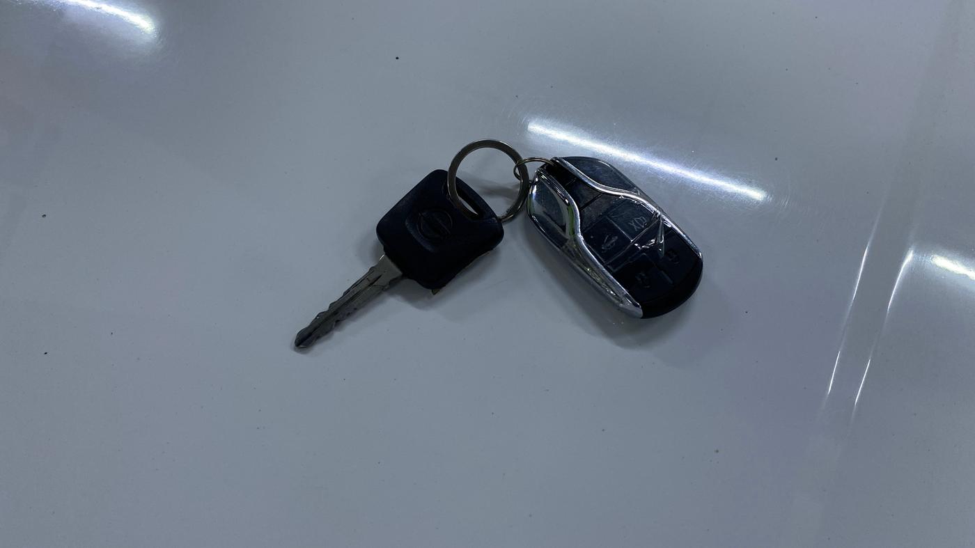 2023 Nissan MAGNITE XE, Petrol, Manual, 56,362 km, Key Close Up