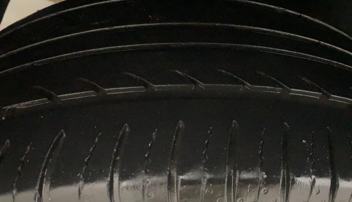 2019 Ford Ecosport TITANIUM + 1.5L PETROL AT, Petrol, Automatic, 37,490 km, Right Rear Tyre Tread