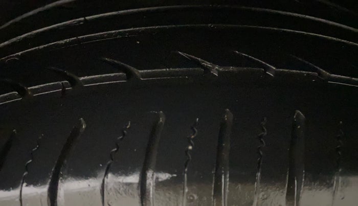 2019 Ford Ecosport TITANIUM + 1.5L PETROL AT, Petrol, Automatic, 37,490 km, Left Rear Tyre Tread