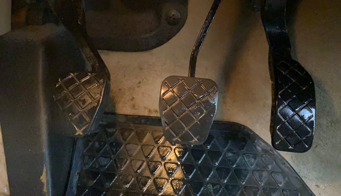 2018 Volkswagen Ameo HIGHLINE PLUS 1.0L 16 ALLOY, Petrol, Manual, 76,390 km, Pedals