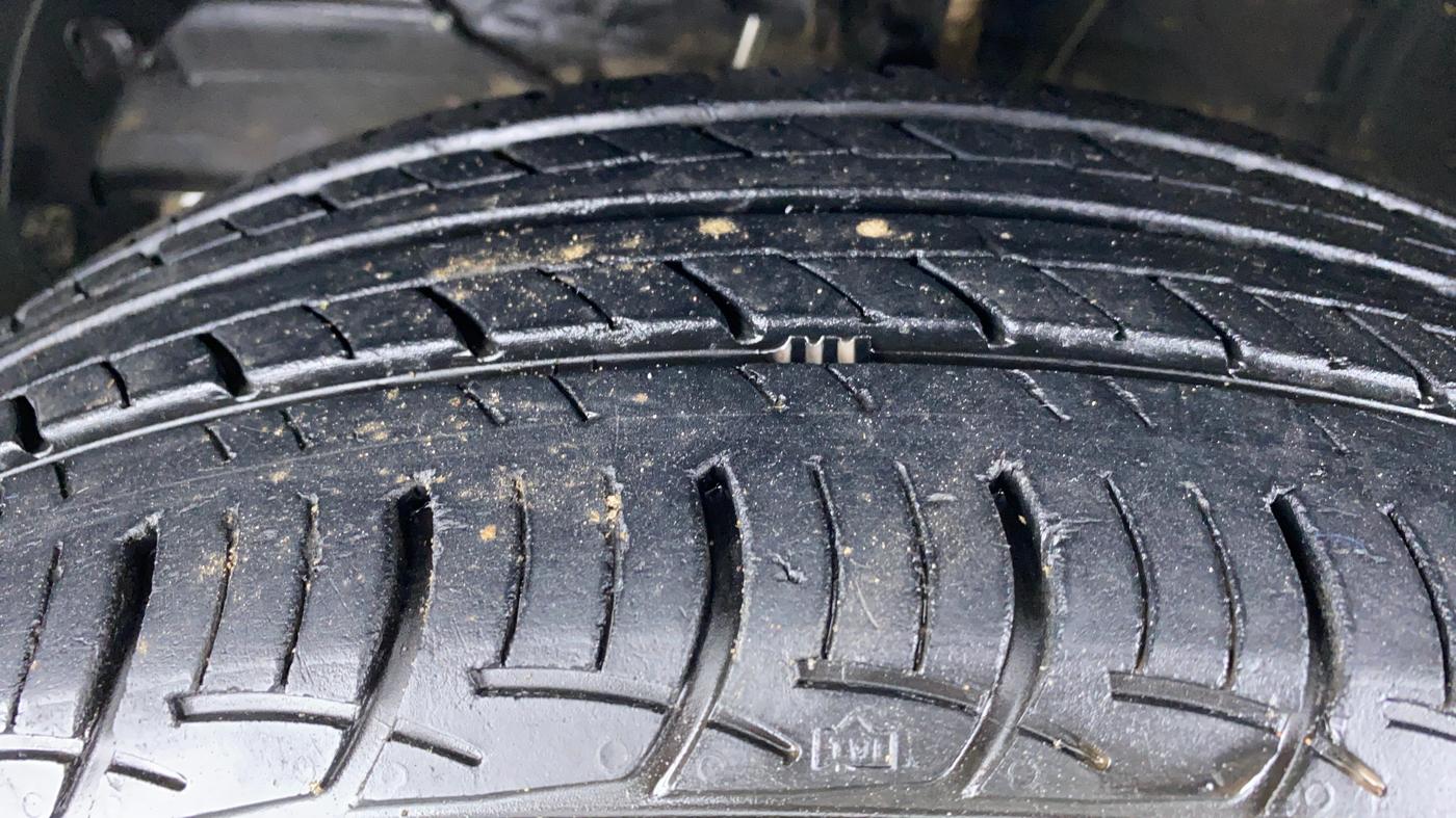 2019 Maruti Baleno DELTA 1.2 K12, Petrol, Manual, 29,431 km, Left Front Tyre Tread