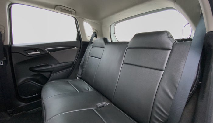 2018 Honda WR-V 1.2 i-VTEC VX MT, Petrol, Manual, 29,912 km, Right Side Door Cabin View
