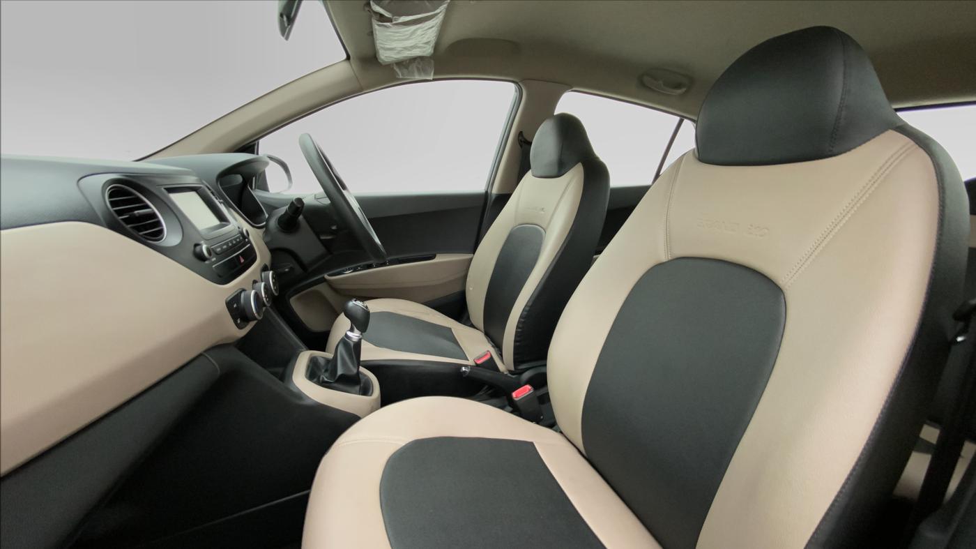 2017 Hyundai Grand i10 SPORTZ 1.2 KAPPA VTVT, Petrol, Manual, 96,786 km, Right Side Front Door Cabin